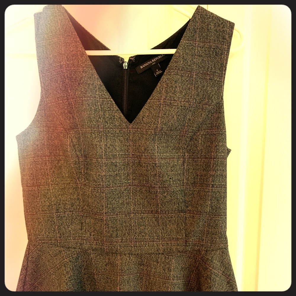 Banana Republic peplum style top